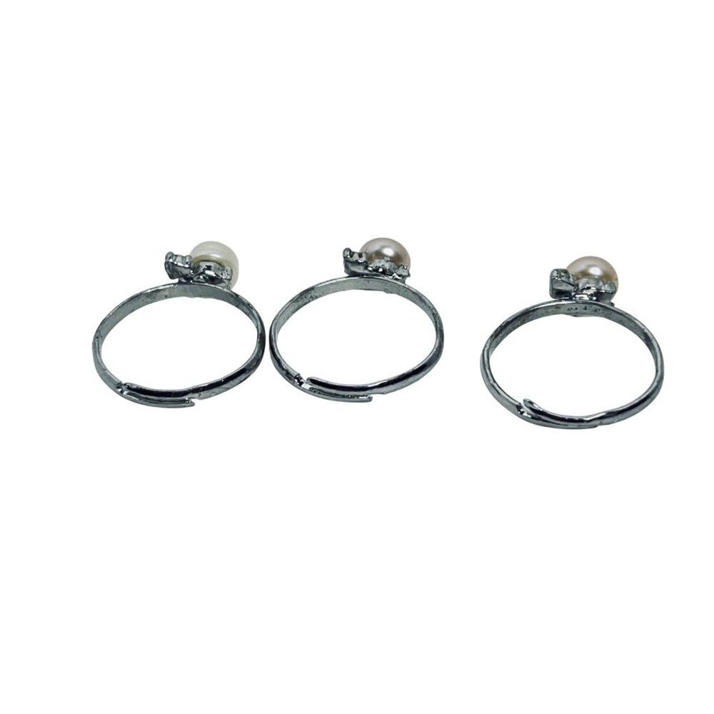 Lot Of 3 Silver Tone Adjustable Rings W/ Faux Pearls & Rhinestone Accents (R433) - Picture 5 of 5